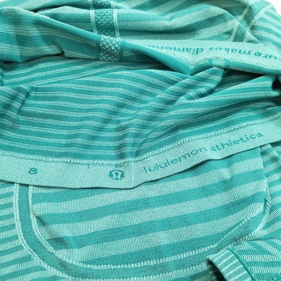 Lululemon Swiftly Tech short sleeve teal green top - Picture 5 of 7
